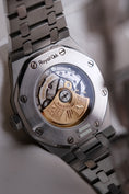 Bild in Galerie-Betrachter laden, Audemars Piguet Royal Oak Selfwinding 15400ST - Detailansicht 11

