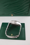 Załaduj obraz do przeglądarki galerii, Rolex Sea-Dweller Deepsea 136660 - Detailansicht 6
