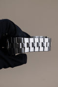 Bild in Galerie-Betrachter laden, Vacheron Constantin Overseas Chrono 5500V/110A-B148 - Detail view 13
