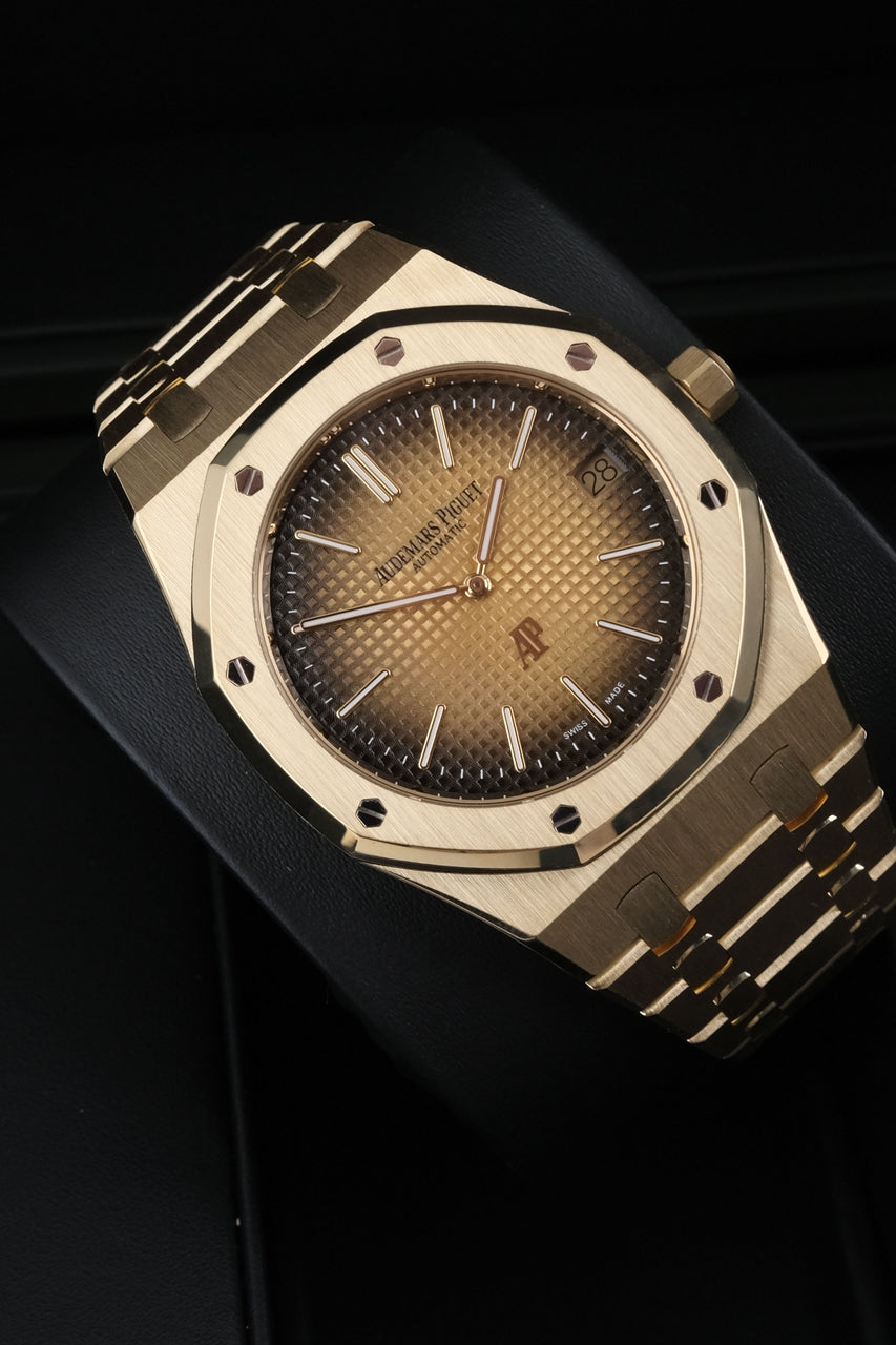 Audemars Piguet Royal Oak Jumbo Ultra Thin 16202BA.OO.1240BA.02 - Detailansicht 4