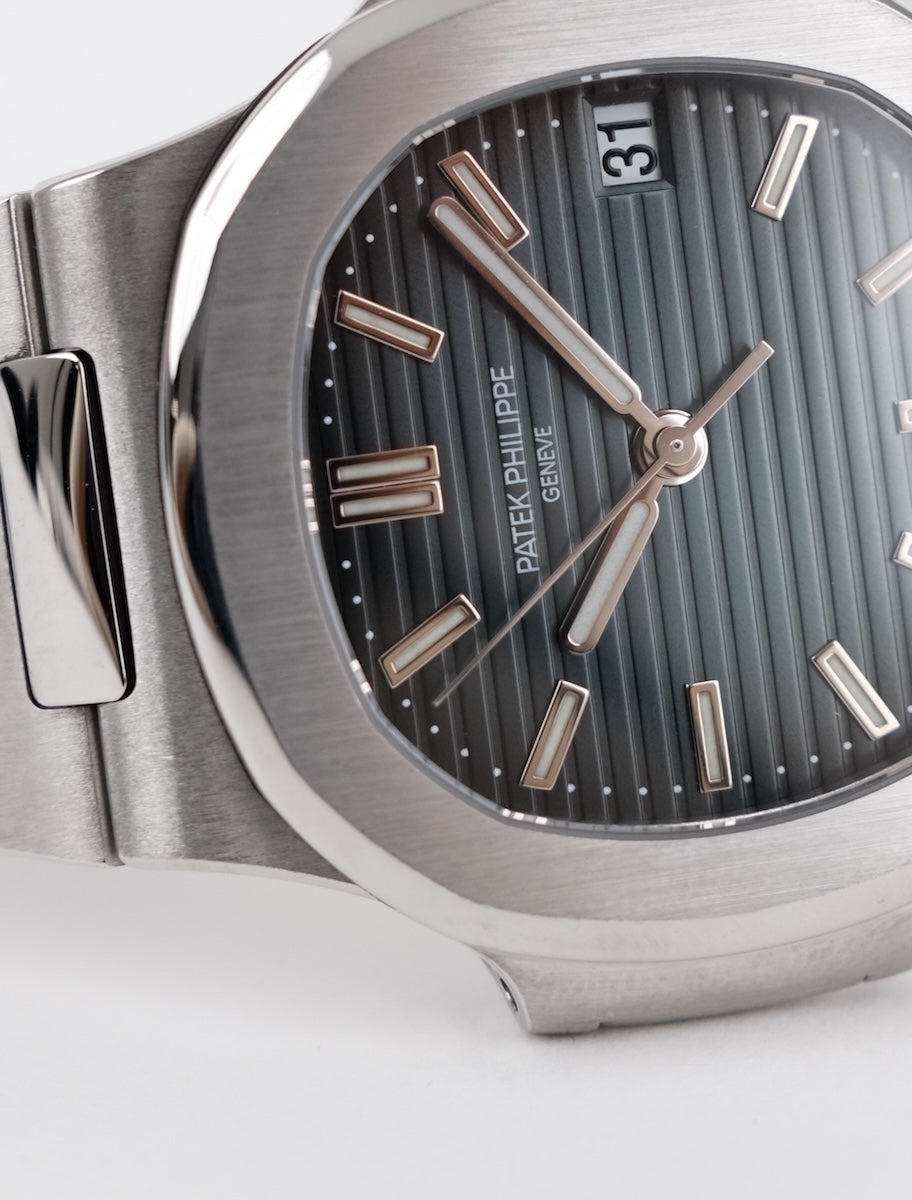 Patek Philippe Nautilus 5800/1A-001 - Detailansicht 6