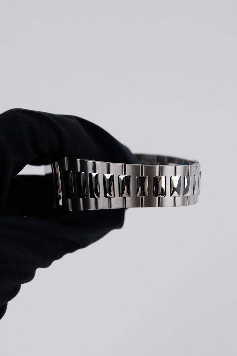 Patek Philippe Nautilus 5800/1A-001 - Detailansicht 12