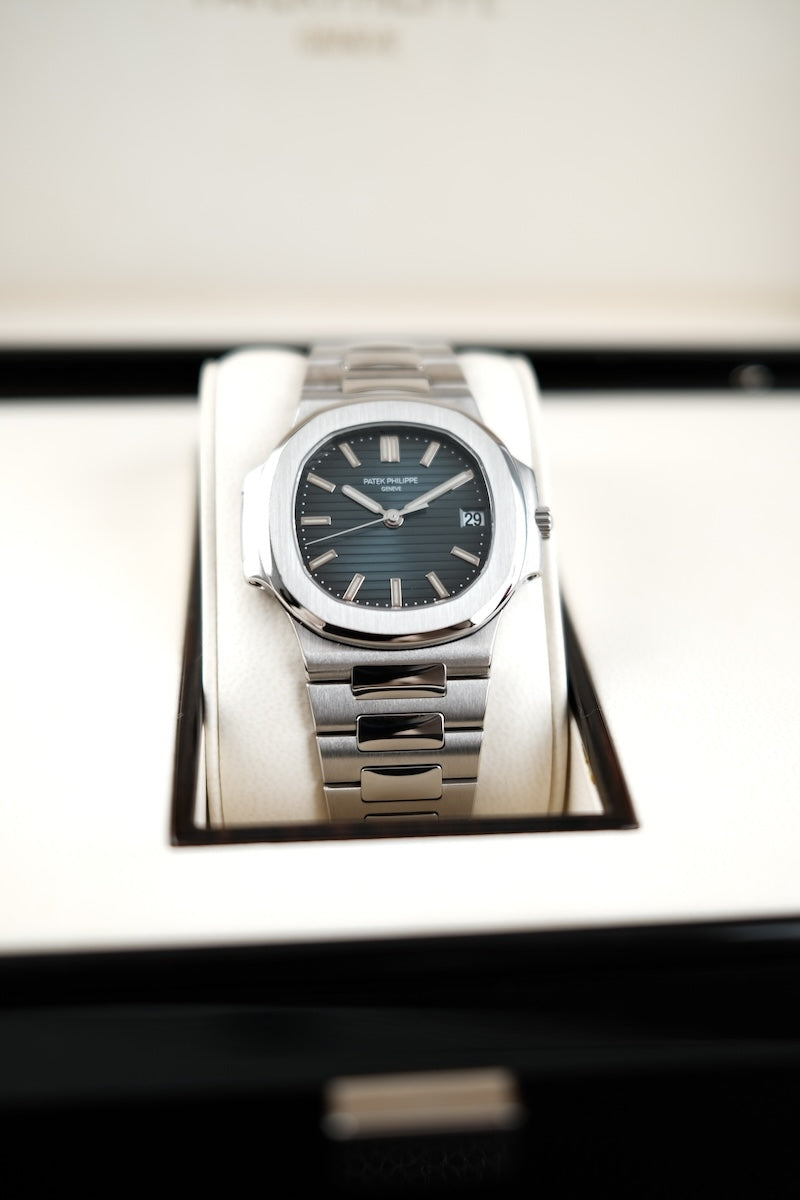 Patek Philippe Nautilus 5800/1A-001 - Detailansicht 2