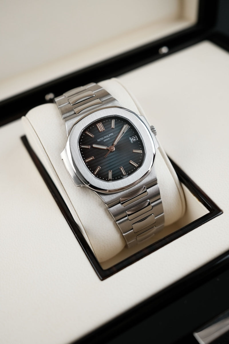 Patek Philippe Nautilus 5800/1A-001 - Detailansicht 1