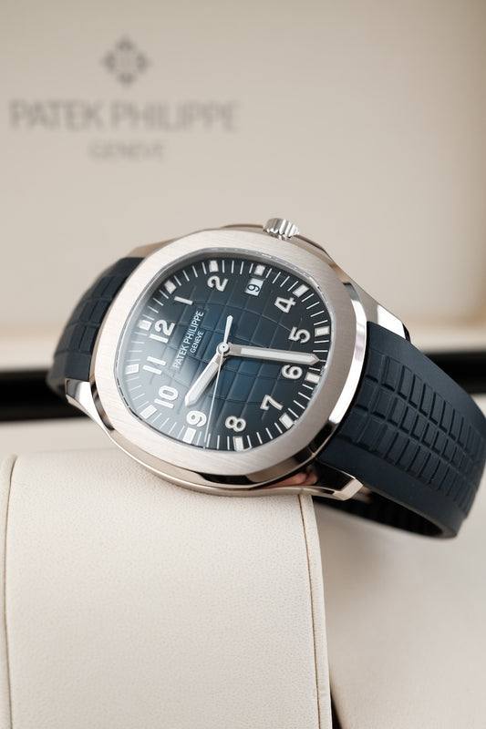 Patek Philippe Aquanaut  5168G-001 - Thumbnail