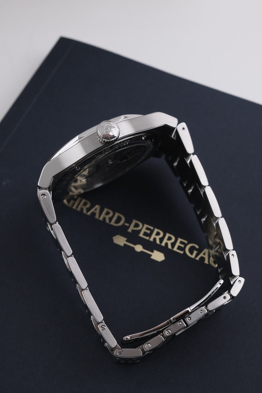 Girard Perregaux Laureato 81010-11-131-11A - Detailed view 4
