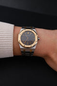 Bild in Galerie-Betrachter laden, Audemars Piguet Royal Oak Jumbo 39mm 5402SA - Detailansicht 10
