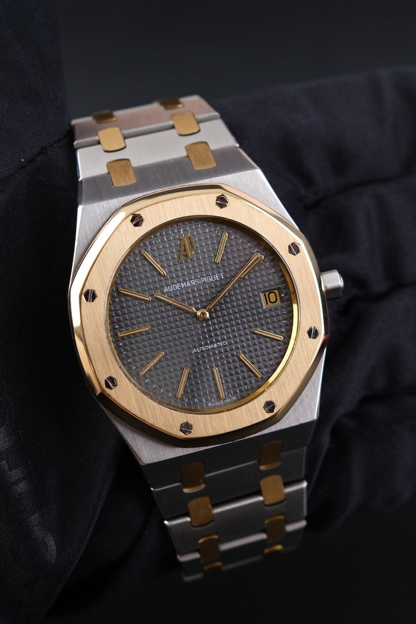 Audemars Piguet Royal Oak Jumbo 39mm 5402SA - Thumbnail