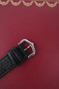 Bild in Galerie-Betrachter laden, Cartier Santos Dumont Black Lacquer WSSA0046 - Detailansicht 5
