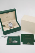 Załaduj obraz do przeglądarki galerii, Rolex Explorer II 226570 - Papiere und oder Lieferumfang
