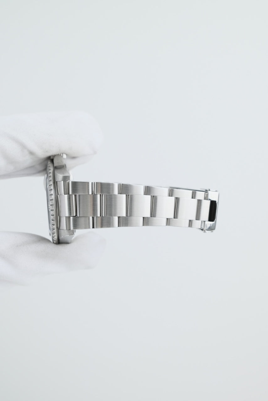 Rolex Submariner Date 16610 - vista detallada 8