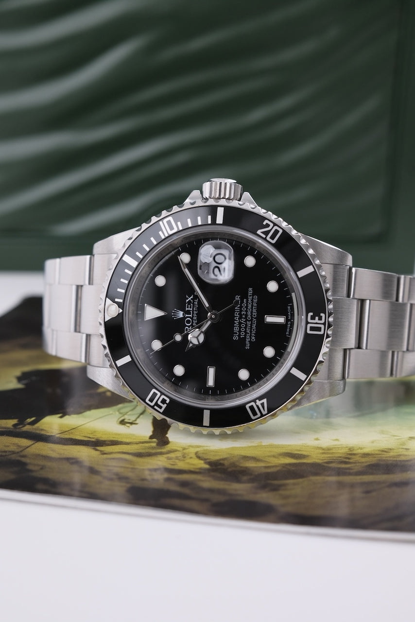 Rolex Submariner Date 16610 - vista detallada 3