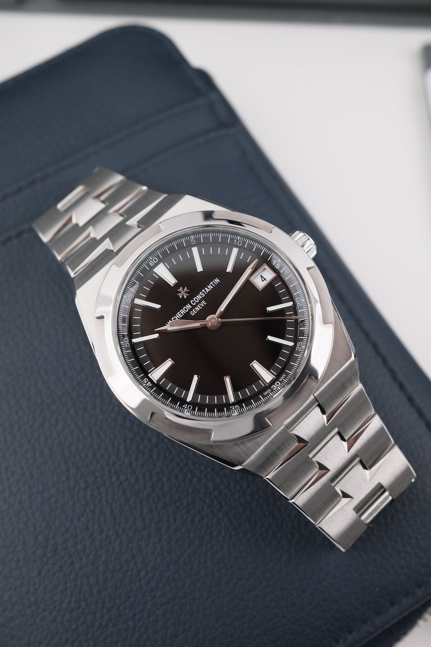 Vacheron Constantin Overseas 4520V/210A-B483 - Detailansicht 1