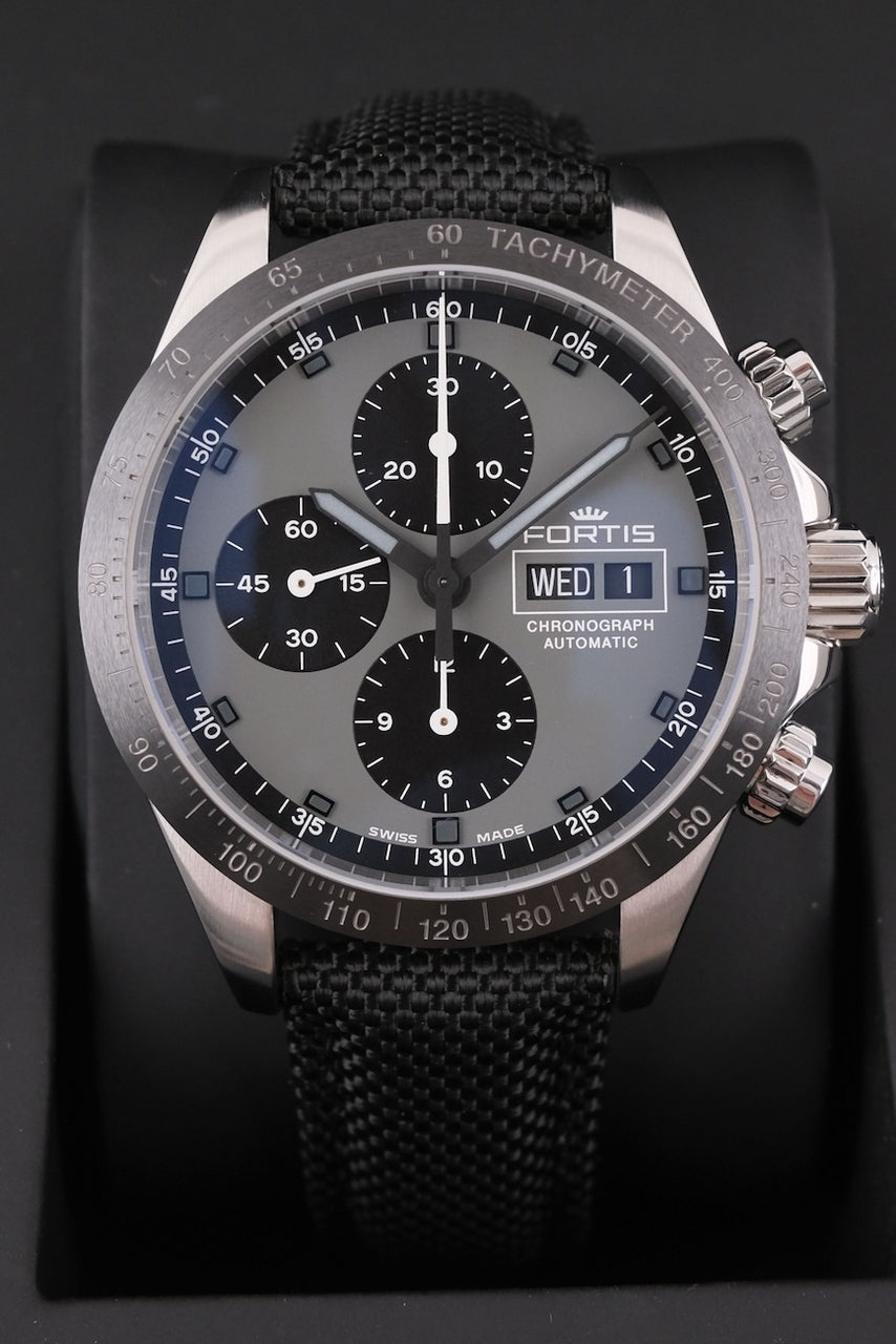 Fortis Stratoliner 401.26.141 - Thumbnail