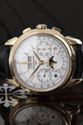 Bild in Galerie-Betrachter laden, Patek Philippe Perpetual Calendar Chronograph 5270J-001 - Detailansicht 3
