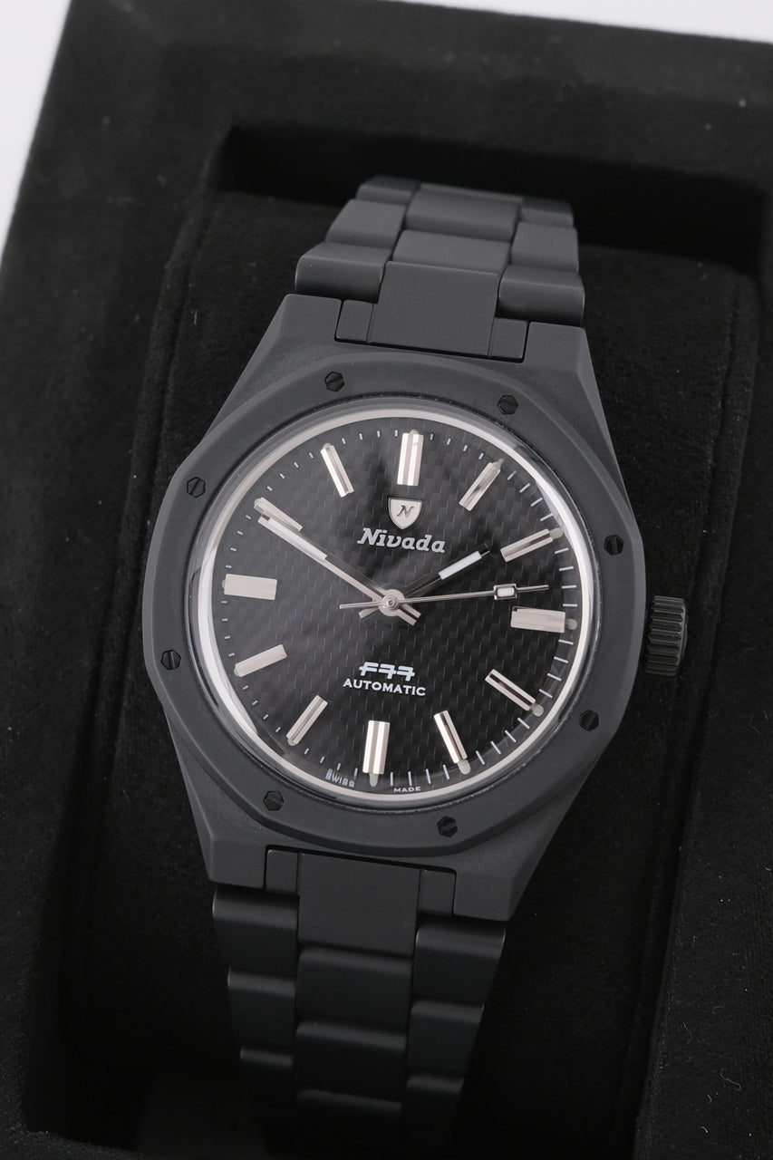 Nivada Grenchen F77 Ceramica Nera F77 - Vista dettagliata 1