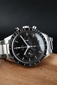 Carica l'immagine nel visualizzatore della galleria, Omega Speedmaster 321 "Ed White" 31130403001001 - Detail view 7
