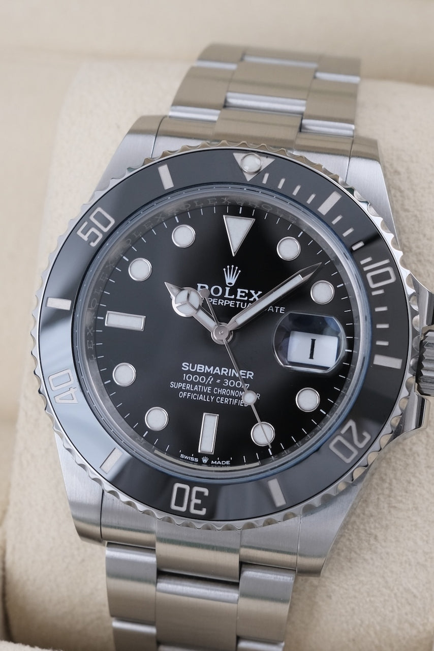Rolex Submariner Date 126610LN - vue détaillée 2