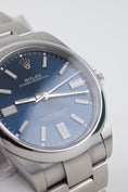 Carica l'immagine nel visualizzatore della galleria, Rolex Oyster Perpetual 41 124300 - Detailansicht 10
