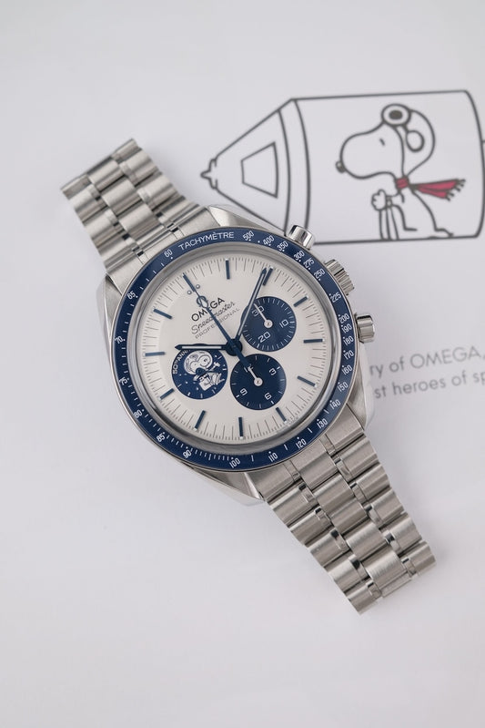 Omega Speedmaster Snoopy 31032425002001 - Widok szczegółowy 1