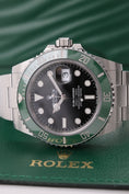 Carica l'immagine nel visualizzatore della galleria, Rolex Submariner Date 126610LV - Vista dettagliata 3
