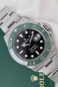 Carica l'immagine nel visualizzatore della galleria, Rolex Submariner Date 126610LV - Vista dettagliata 4
