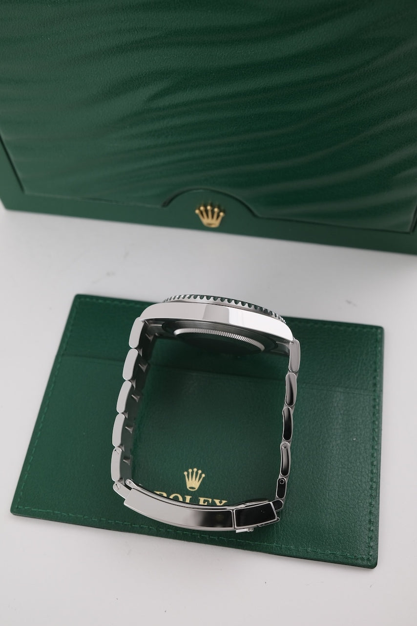 Rolex Submariner Date 126610LV - Vista dettagliata 6