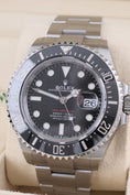 Load image into gallery viewer, Rolex Sea-Dweller Red 126600 - Detailansicht 2
