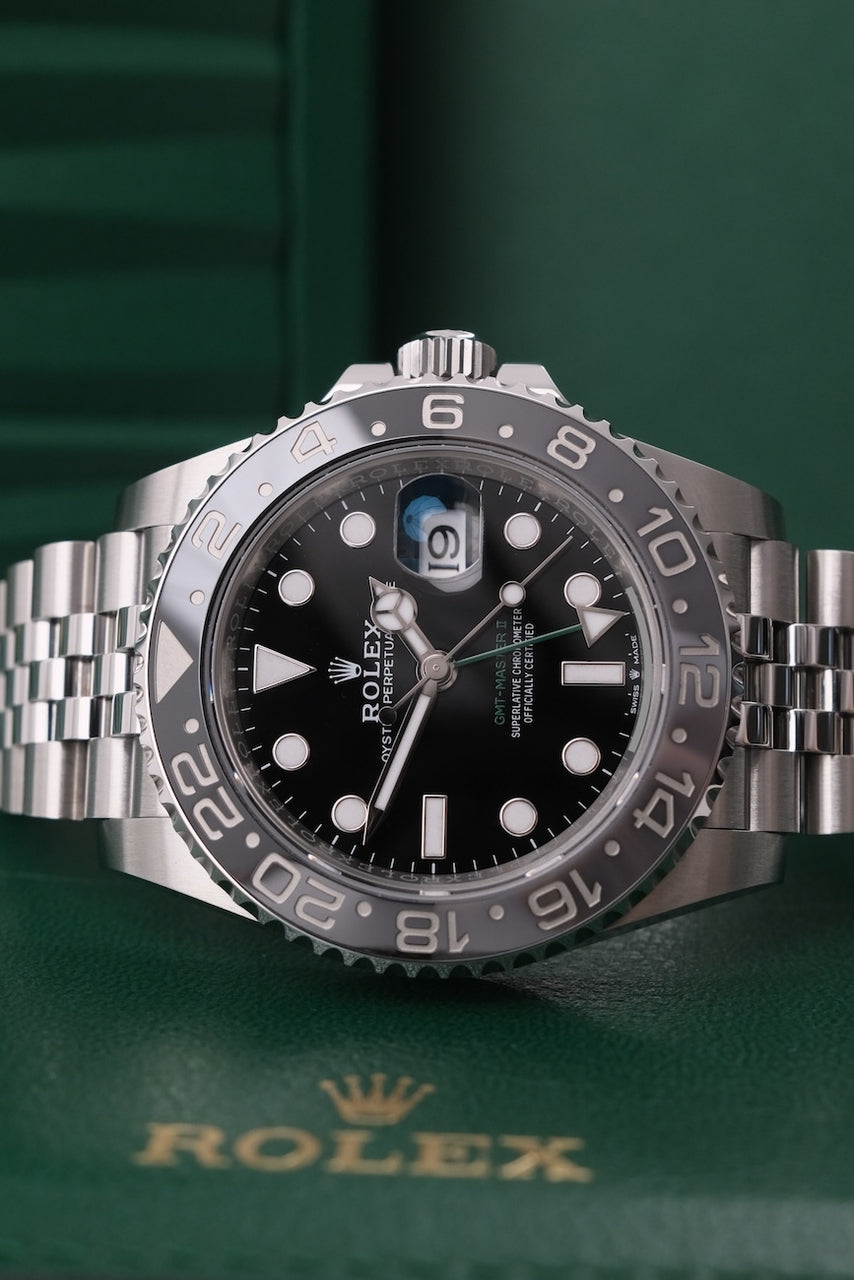 Rolex GMT-Master II 126710GRNR - Detailansicht 4