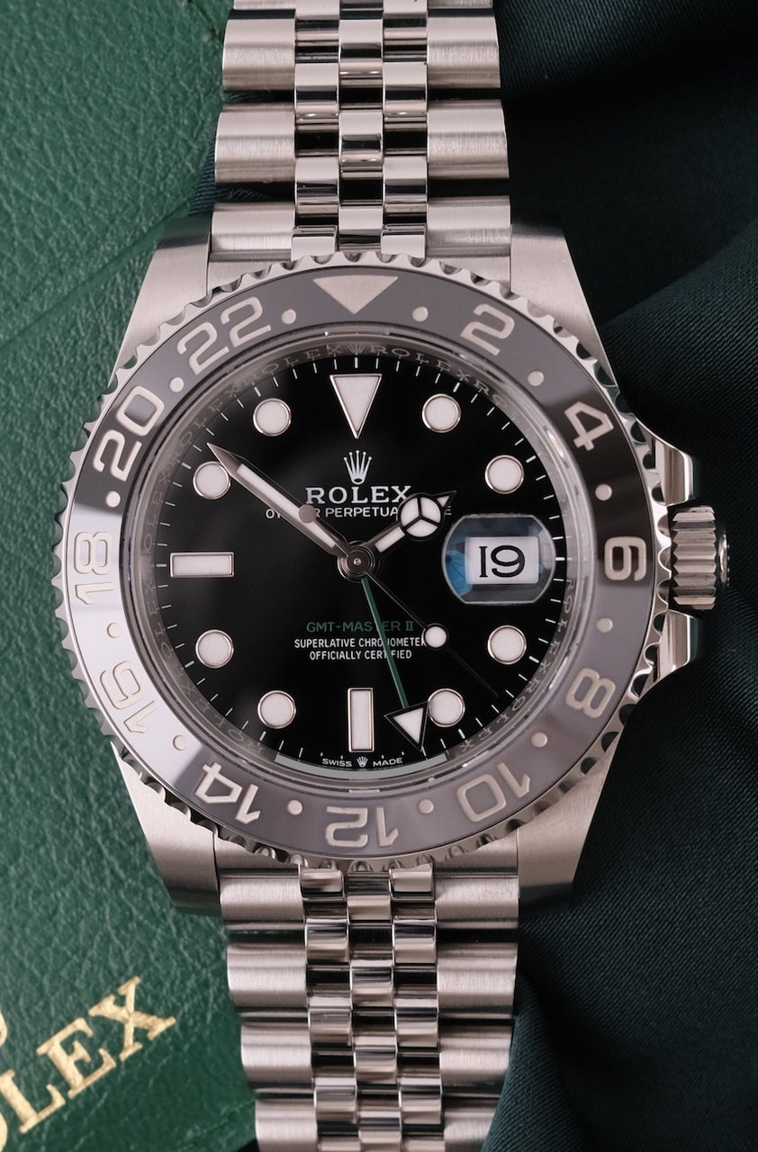 Rolex GMT-Master II 126710GRNR - Detailansicht 5