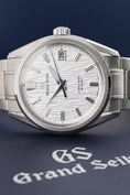 Załaduj obraz do przeglądarki galerii, Grand Seiko Evolution 9 SLGH005G - Widok szczegółowy 3
