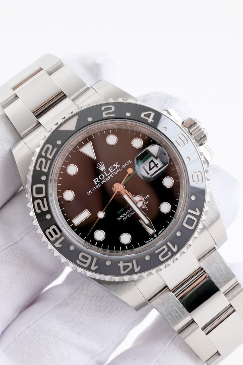 Rolex GMT-Master II 126710GRNR - Detailansicht 1