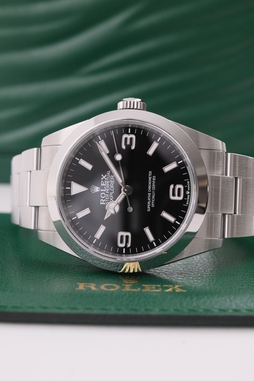 Rolex Explorer 40 224270 - Detailed view 2