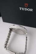 Charger l'image dans la visionneuse de galerie, Tudor Black Bay Chrono  M79360N-0019 - Detailansicht 6
