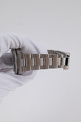 Carica l'immagine nel visualizzatore della galleria, Rolex Submariner Date Kermit 16610LV - Detail view 9
