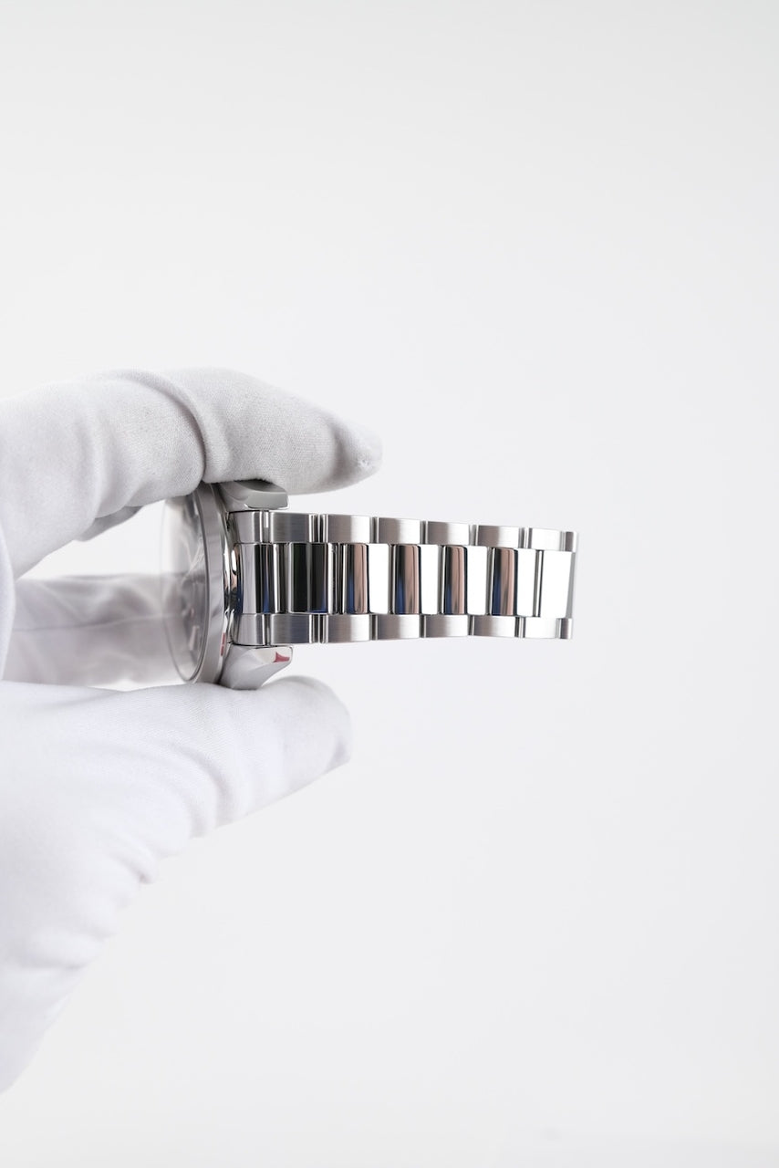 Omega Seamaster Aqua Terra GMT 23110432203001 - Detail view 8