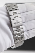 Load image into Gallery viewer, Vacheron Constantin Overseas  4500V/110A-B128 - Detailansicht 5
