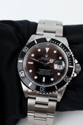 Cargar la imagen en la vista de la galería, Rolex Submariner Date 16610 - Thumbnail
