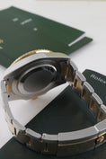 Bild in Galerie-Betrachter laden, Rolex GMT-Master II 116713LN - Detail view 5
