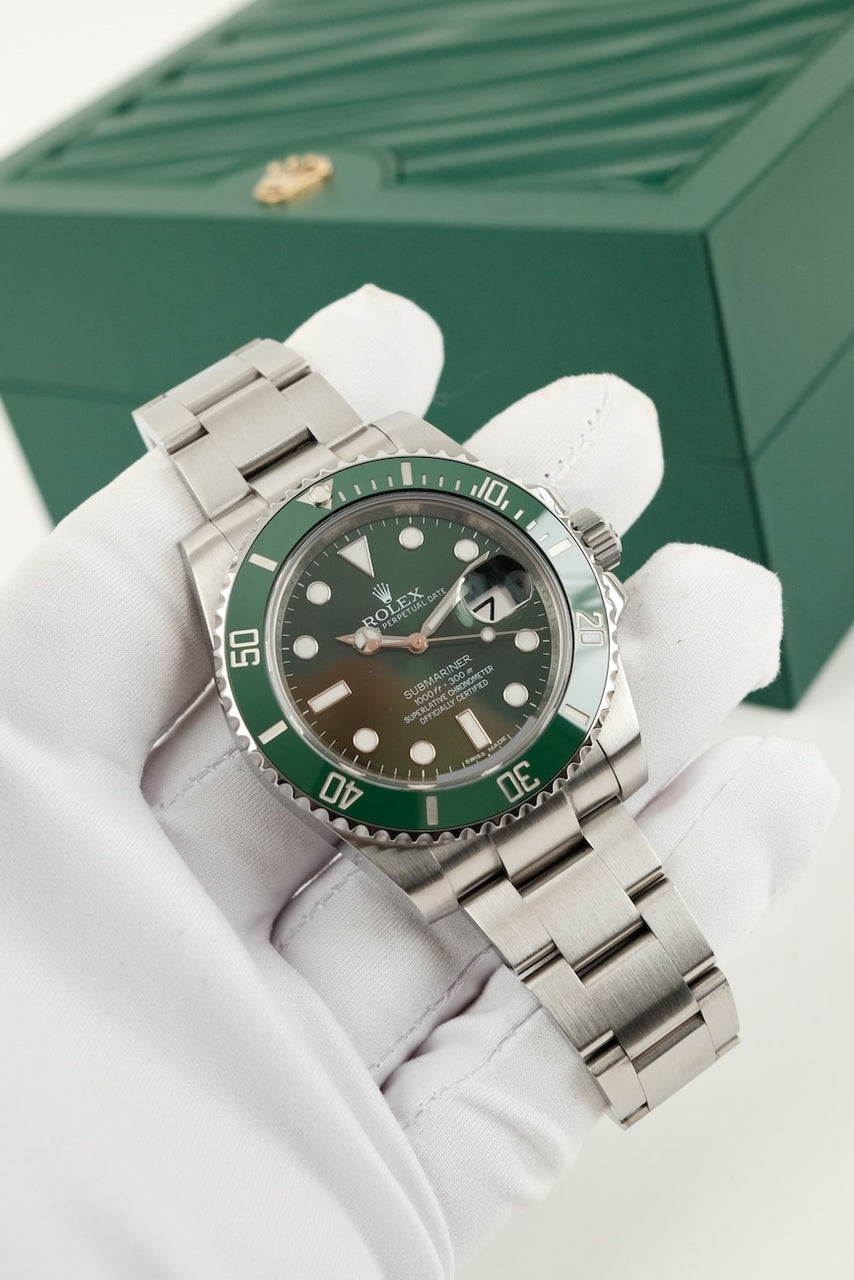 Rolex Submariner Date 116610LV - Detailansicht 2