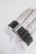 Load image into gallery viewer, Breitling Avenger Bandit E13383101M1W1 - Detailansicht 7
