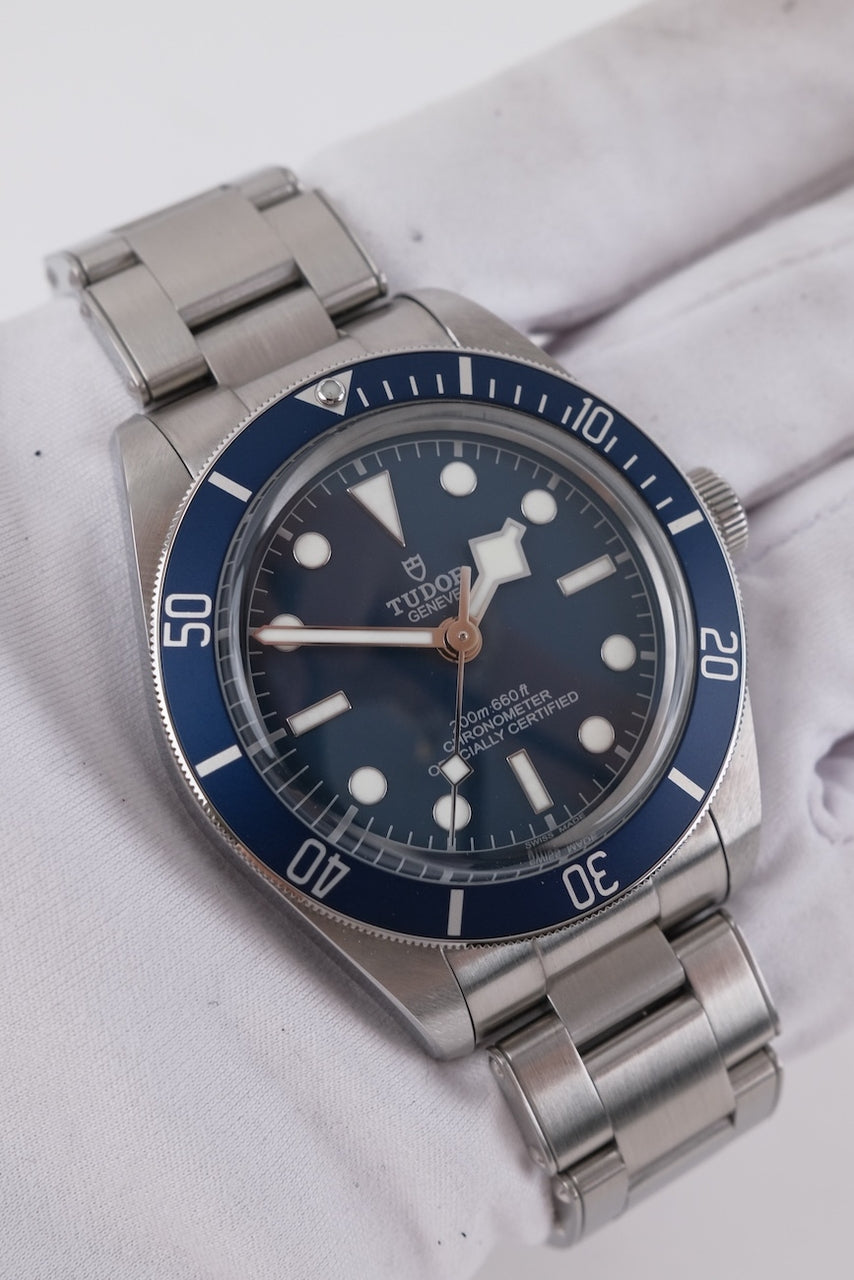 Tudor Black Bay Fifty-Eight 79030B - Detail view 2