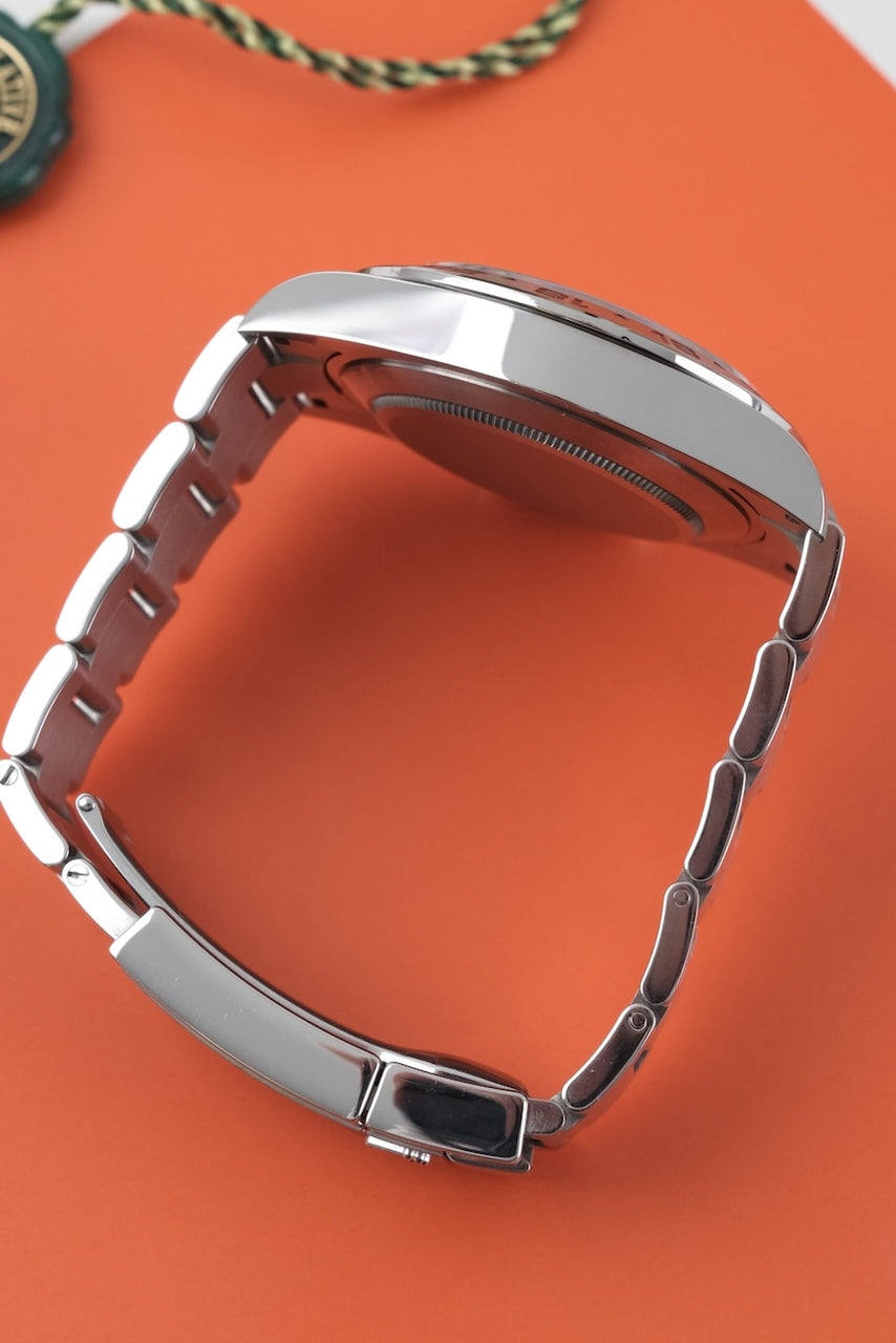 Rolex Explorer II 226570 - Detail view 6