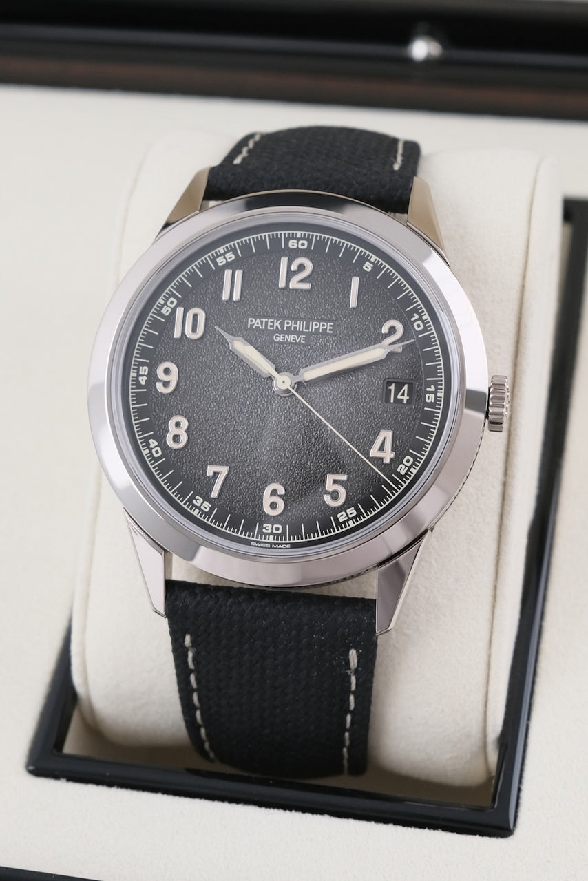 Patek Philippe Calatrava  5226G-001 - Detailansicht 2
