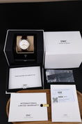 Bild in Galerie-Betrachter laden, IWC Portugieser Automatik 40 IW358303 - Papiere und oder Lieferumfang
