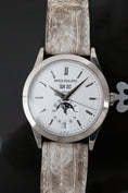 Bild in Galerie-Betrachter laden, Patek Philippe Annual Calendar 5396G-011 - Detailansicht 3
