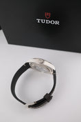 Carica l'immagine nel visualizzatore della galleria, Tudor Black Bay Fifty-Eight 79010SG - Vista dettagliata 6
