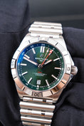 Bild in Galerie-Betrachter laden, Breitling Chronomat GMT 40 A32398101M1A1 - Detailansicht 4
