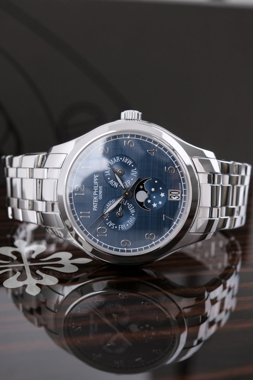 Patek Philippe Annual Calendar 4947 - Thumbnail