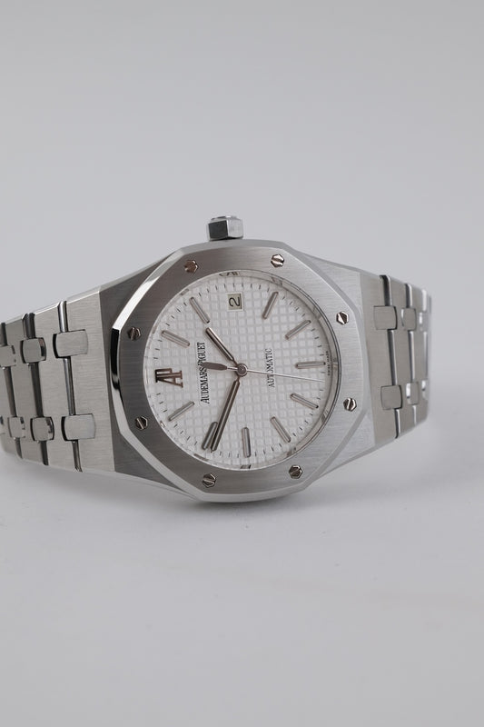 Audemars Piguet Royal Oak 15300ST.OO.1220ST.01 - Detailansicht 1